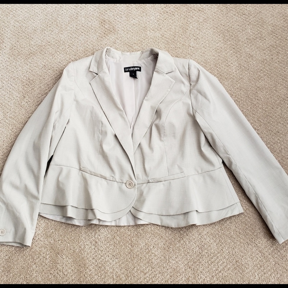 Lane Bryant peplum tan/cream blazer 20.